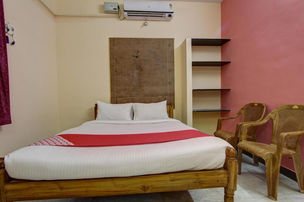 Oyo 38664 Rt Residency Hotel Golden Rock Eksteriør billede